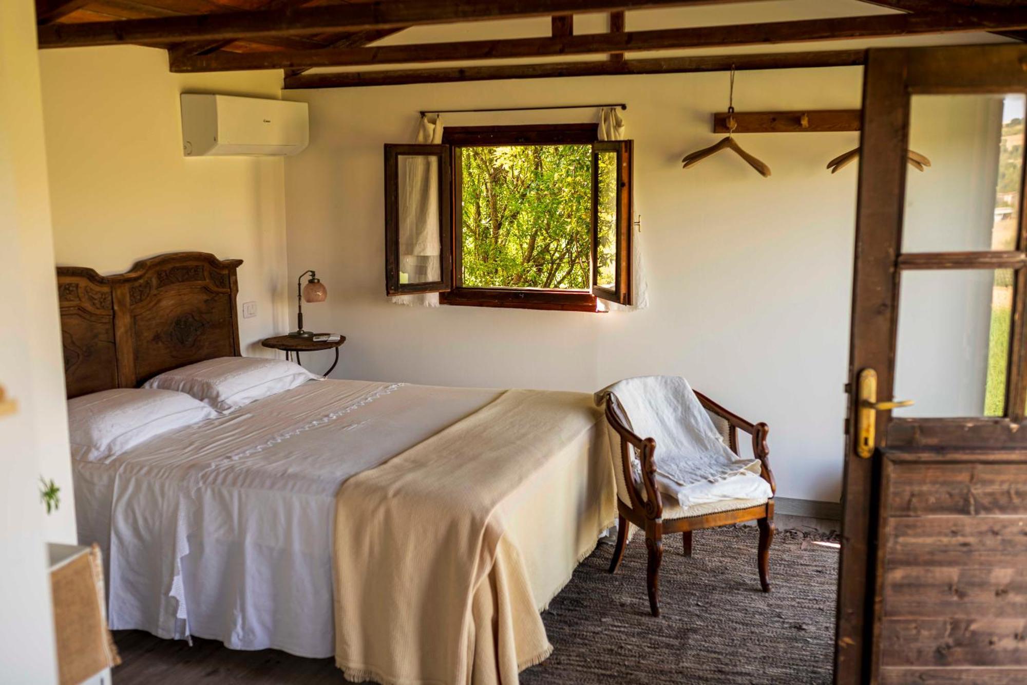 Le Bumbarelle Bed & Breakfast Tavoleto Exterior photo